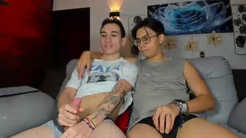 Snapshot of patrick_ander chatting on 07/24/26, 01:09 patrick 19 bottom---- ander 18 top online show from 07/24/26, 01:09