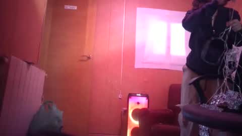 Snapshot of patricktwinslutgirl chatting on 11/26/25, 08:48 LiaSweetX online show from 11/26/25, 08:48