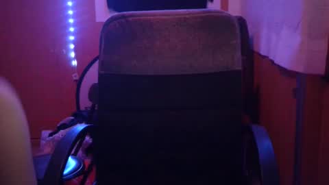 Snapshot of patricktwinslutgirl chatting on 12/14/25, 05:24 LiaSweetX online show from 12/14/25, 05:24