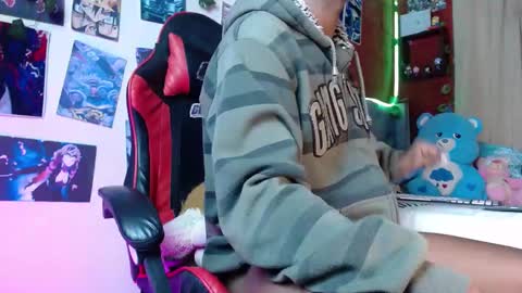 Snapshot of patrickvans chatting on 01/29/25, 12:24 Patrick online show from 01/29/25, 12:24