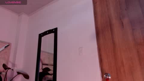 Snapshot of patrik_12 chatting on 10/22/25, 01:55 patrik online show from 10/22/25, 01:55