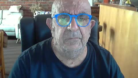 Snapshot of patvac chatting on 02/21/25, 12:27 patvac online show from 02/21/25, 12:27