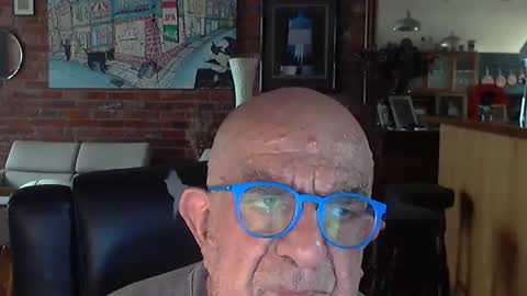 Snapshot of patvac chatting on 04/14/26, 12:05 patvac online show from 04/14/26, 12:05