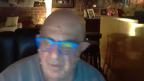 Snapshot of patvac chatting on 04/23/26, 03:47 patvac online show from 04/23/26, 03:47