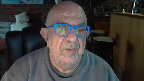 Snapshot of patvac chatting on 05/19/26, 11:00 patvac online show from 05/19/26, 11:00