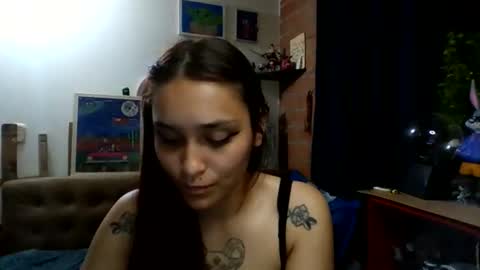 Snapshot of pau_cat chatting on 05/21/26, 06:20 Pau online show from 05/21/26, 06:20