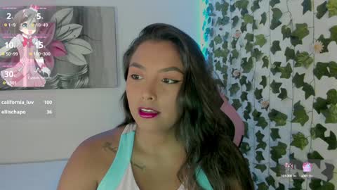 Snapshot of pau_delima__ chatting on 12/12/24, 11:14 paulina online show from 12/12/24, 11:14