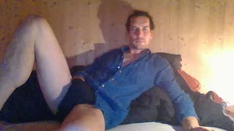 paueriwan online show from 11/12/25, 08:08