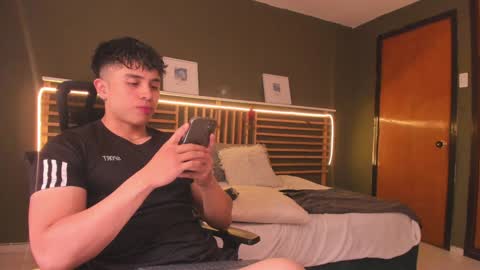 Paul online show from 01/16/25, 05:33