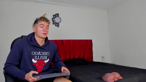 Paull George online show from 10/10/25, 04:50