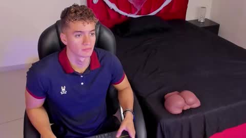 Paull George online show from 10/28/25, 02:42