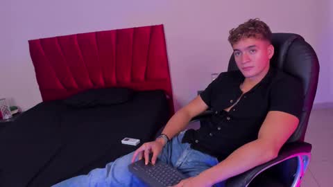 Paull George online show from 11/29/25, 03:59