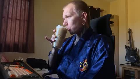 Paul online show from 02/03/26, 07:13