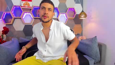 Paul Rivera online show from 02/01/25, 01:02