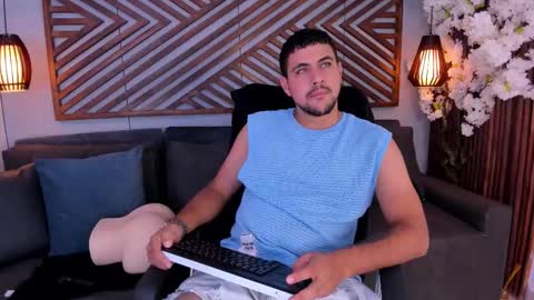 Paul Rivera online show from 11/20/25, 08:30