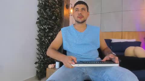 Paul Rivera online show from 02/04/26, 02:06