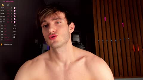 Snapshot of paul_rubini chatting on 01/11/25, 06:35 Paul online show from 01/11/25, 06:35