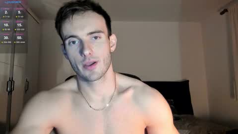 Snapshot of paul_rubini chatting on 10/05/25, 01:53 Paul online show from 10/05/25, 01:53