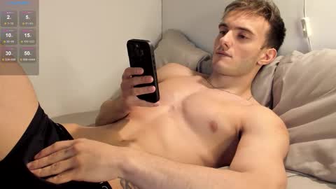 Snapshot of paul_rubini chatting on 10/09/25, 11:52 Paul online show from 10/09/25, 11:52