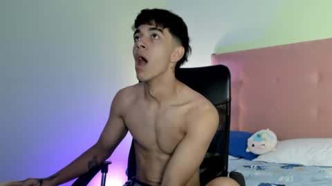 Snapshot of paul_sexycock chatting on 01/21/25, 06:12 paul_sexycock online show from 01/21/25, 06:12