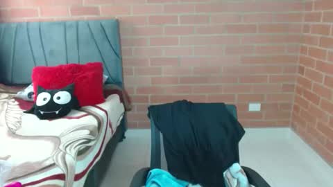 paula__117 online show from 05/18/26, 07:31