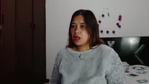 PAULA online show from 11/25/25, 05:07