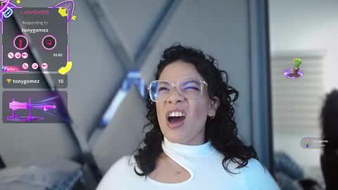 Paula online show from 10/11/25, 09:35