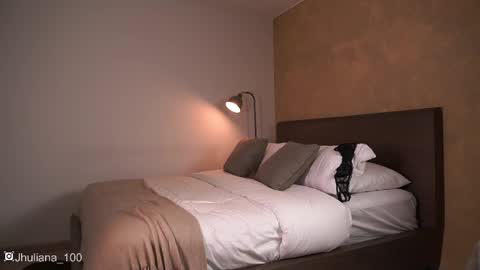 Paula online show from 02/11/25, 03:50