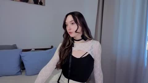 Snapshot of paulaharris chatting on 10/17/25, 12:08 Alice online show from 10/17/25, 12:08