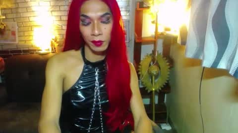 Snapshot of paulaontop chatting on 12/24/24, 12:22 paulaontop online show from 12/24/24, 12:22