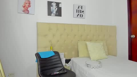 Snapshot of paulcreewx chatting on 02/13/25, 12:32 paul online show from 02/13/25, 12:32