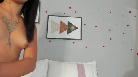 Pau online show from 04/29/26, 05:30