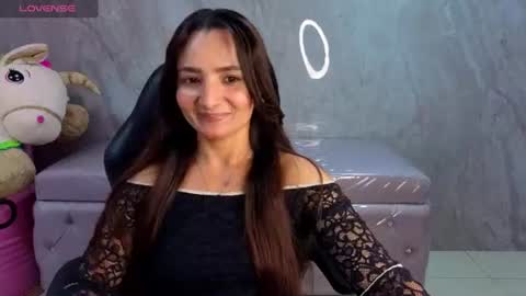 Snapshot of paulette37_a chatting on 06/17/26, 07:48 Paulette online show from 06/17/26, 07:48