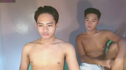 Snapshot of paulhardfucker chatting on 09/19/25, 08:27 PAUL online show from 09/19/25, 08:27