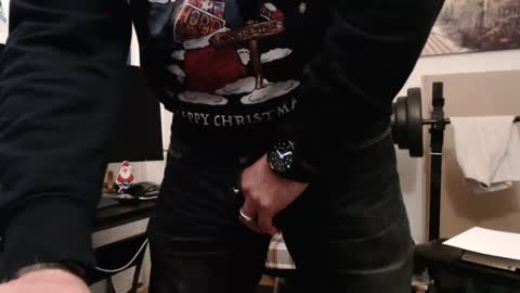 Snapshot of paulie120464 chatting on 12/02/24, 05:48 paulie120464 online show from 12/02/24, 05:48