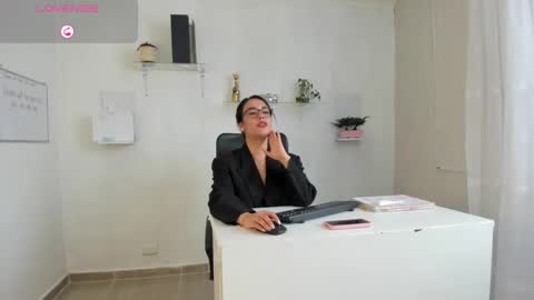 paulina online show from 09/11/25, 06:52