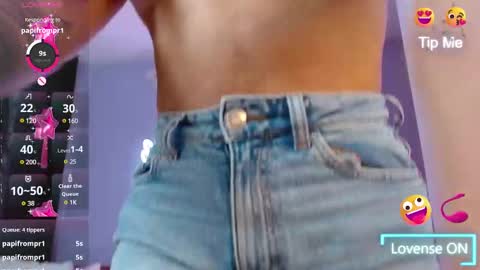 Snapshot of paulina_galvis2700 chatting on 02/04/25, 03:57 paulina online show from 02/04/25, 03:57