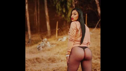 Snapshot of paulina_galvis2700 chatting on 02/20/25, 07:30 paulina online show from 02/20/25, 07:30