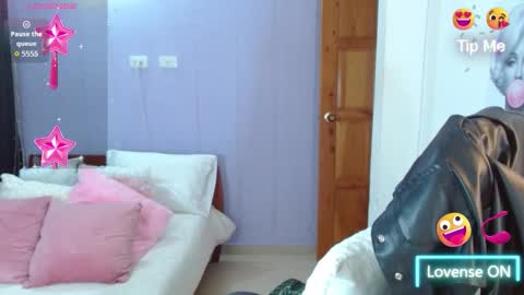 Snapshot of paulina_galvis2700 chatting on 10/10/25, 03:44 paulina online show from 10/10/25, 03:44