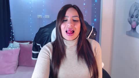 paulina online show from 01/14/26, 04:23