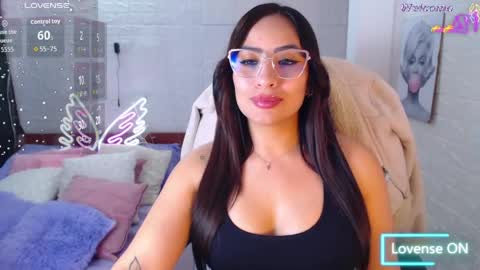 paulina online show from 04/17/26, 03:37