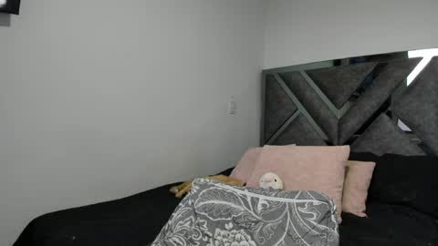 Paulina online show from 06/22/26, 10:29