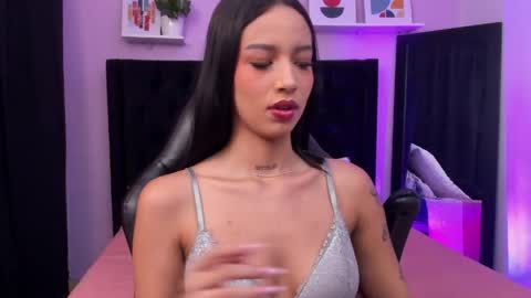 PAULINA  online show from 04/08/26, 11:16