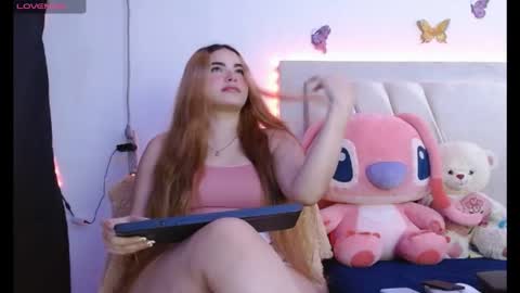 Pau online show from 04/22/26, 03:09