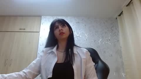 Paulina Rubio online show from 01/06/26, 07:28