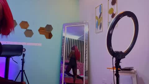 Snapshot of paulina_sodi chatting on 05/29/26, 05:00 Paulina online show from 05/29/26, 05:00