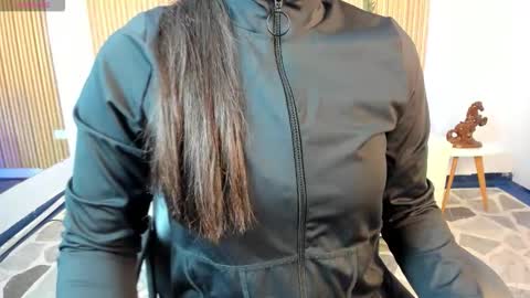 Snapshot of paulina_sweett chatting on 01/13/26, 10:53 Paulina online show from 01/13/26, 10:53