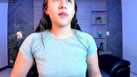 Snapshot of paulina_sweett chatting on 02/03/26, 12:10 Paulina online show from 02/03/26, 12:10