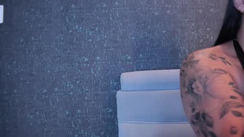 Snapshot of paulinaduarte_ chatting on 02/17/26, 11:40 Paulina online show from 02/17/26, 11:40