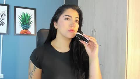 Snapshot of paulinaduarte_ chatting on 02/28/26, 11:22 Paulina online show from 02/28/26, 11:22